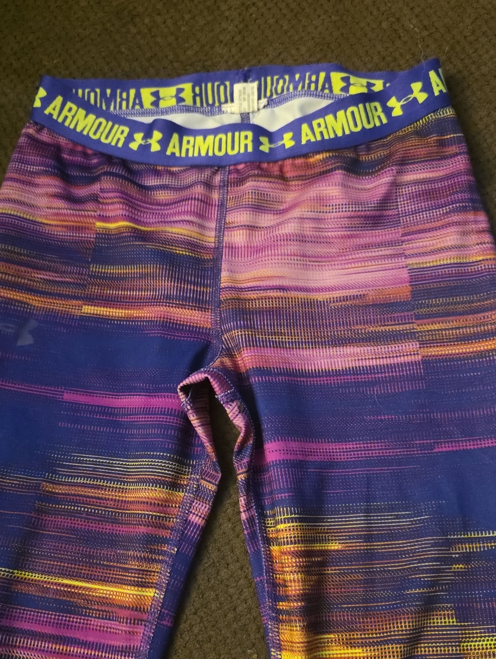 Under Armour Girls Purple Pink Yellow Patterned Leggings